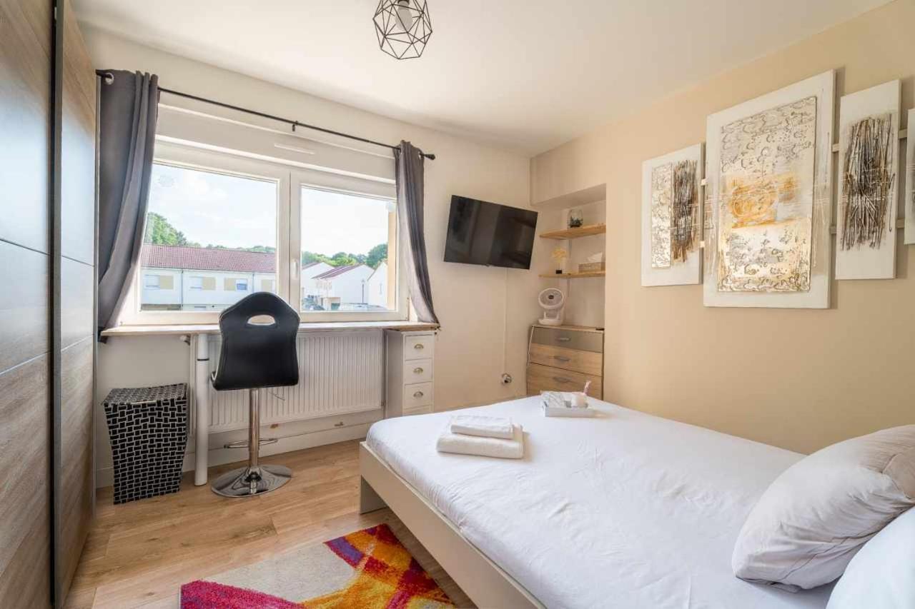 Chambre Privee 14M - Wifi - Appart' 120M Woippy Exteriör bild